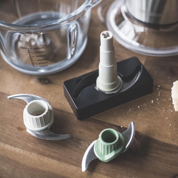 Zerkleinerer 1, 2 L Mini Chopper Plus Zerkleinerer 1, 2 L Mini Chopper Plus